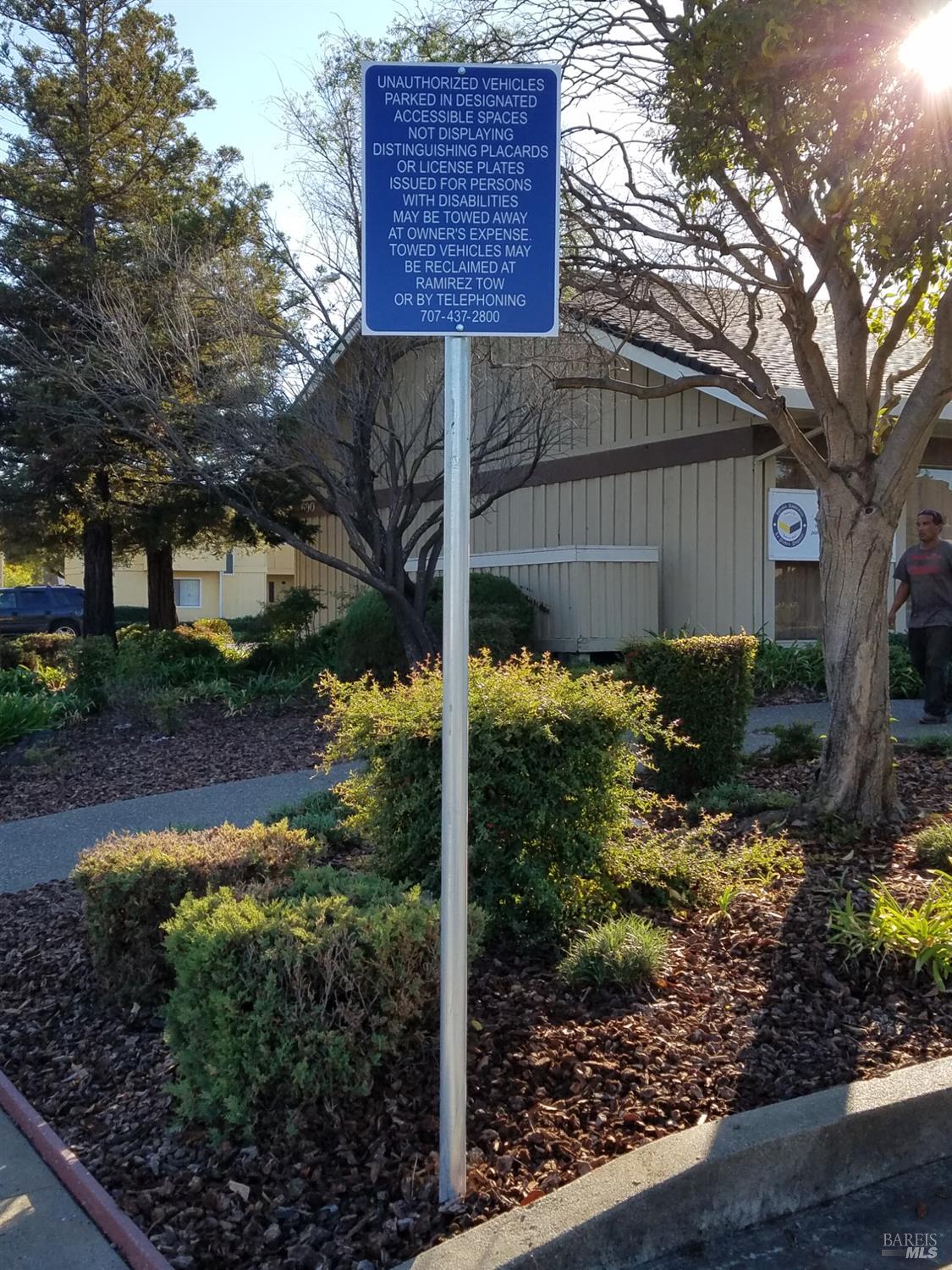 Detail Gallery Image 3 of 28 For 690 E Tabor Ave, Fairfield,  CA 94533 - – Beds | – Baths