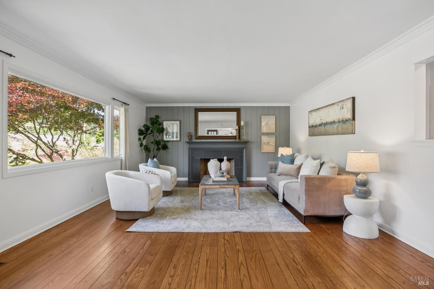 Detail Gallery Image 10 of 48 For 497 Fairway Dr, Novato,  CA 94949 - 4 Beds | 2 Baths