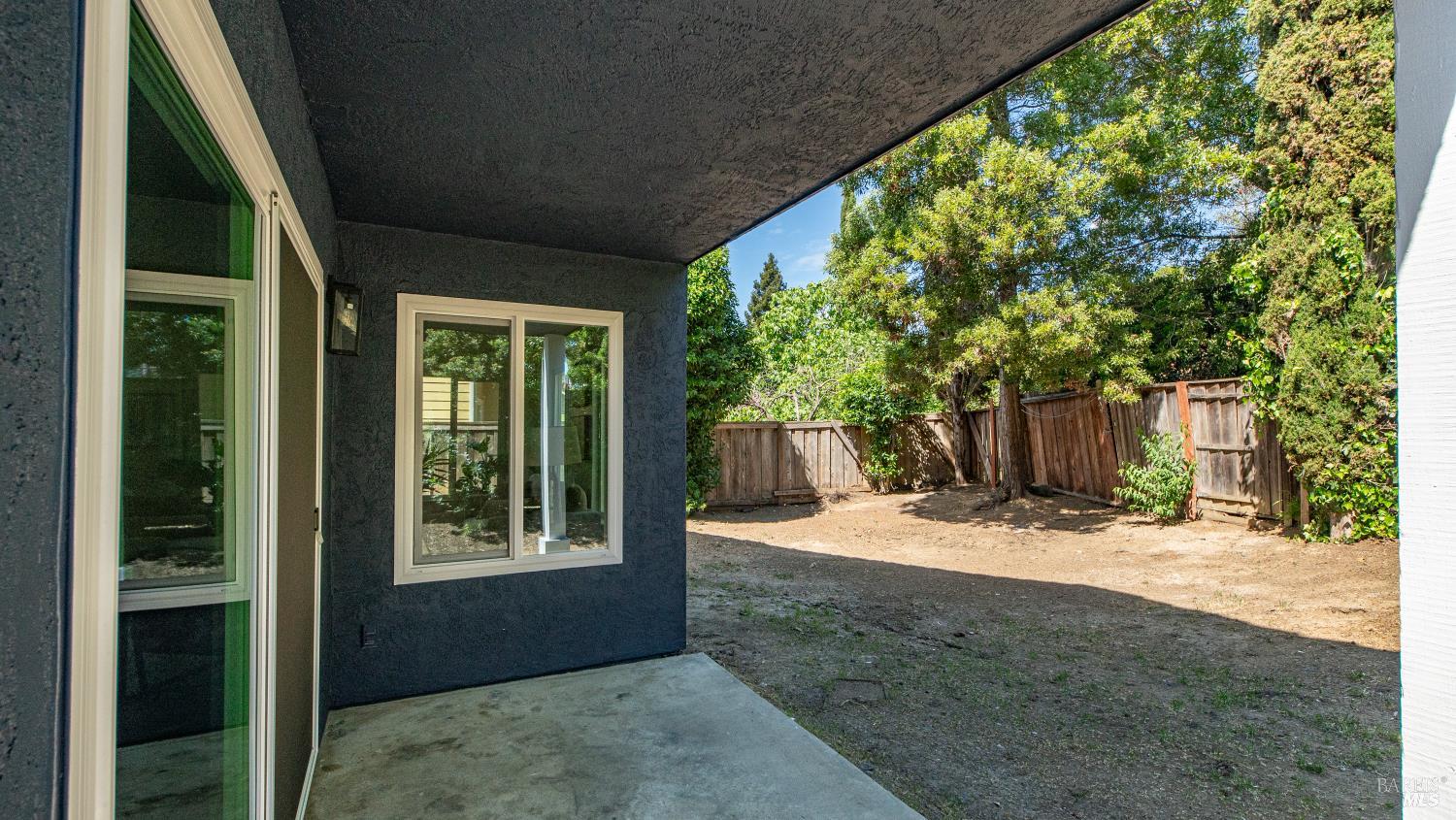 Detail Gallery Image 27 of 30 For 873 Knights Cir, Vallejo,  CA 94591 - 3 Beds | 2/1 Baths