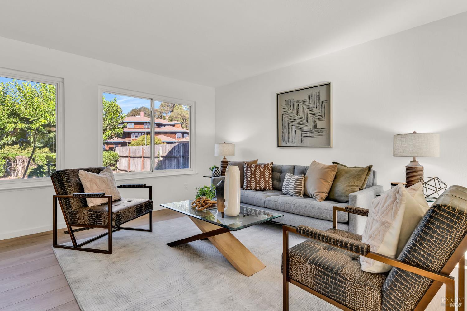 Detail Gallery Image 7 of 58 For 508 San Marin Dr, Novato,  CA 94945 - 4 Beds | 2/1 Baths