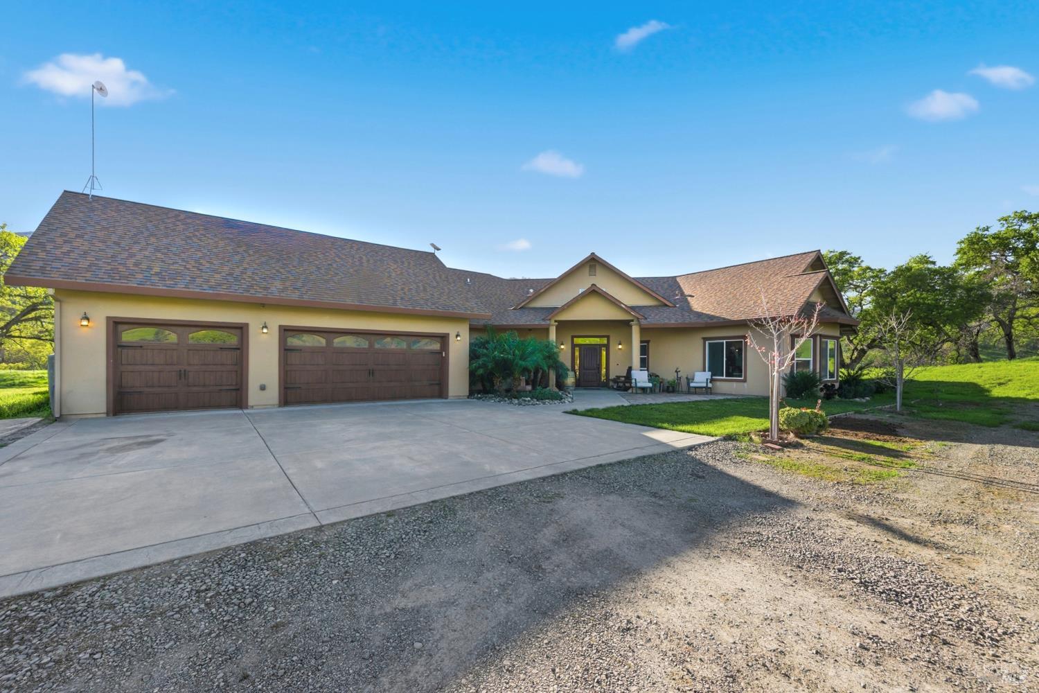 Detail Gallery Image 3 of 46 For 7561 Pleasants Valley Rd, Vacaville,  CA 95688 - 4 Beds | 2/1 Baths