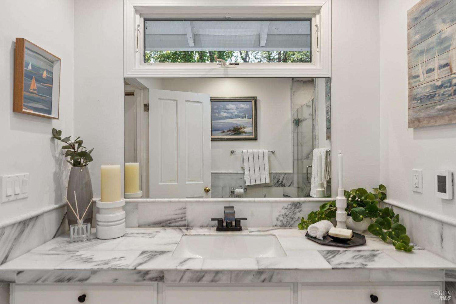 Detail Gallery Image 32 of 48 For 497 Fairway Dr, Novato,  CA 94949 - 4 Beds | 2 Baths