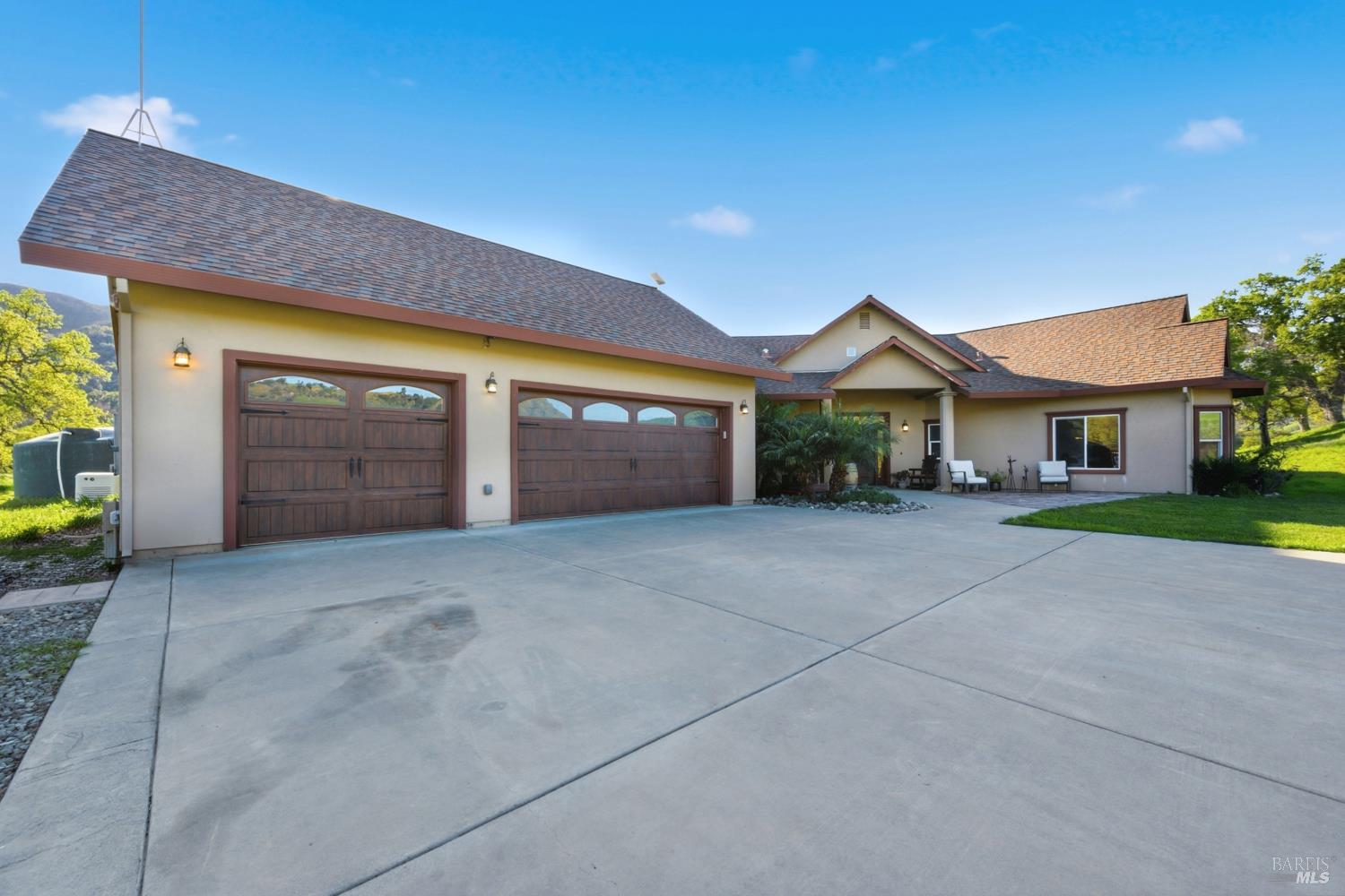 Detail Gallery Image 2 of 46 For 7561 Pleasants Valley Rd, Vacaville,  CA 95688 - 4 Beds | 2/1 Baths