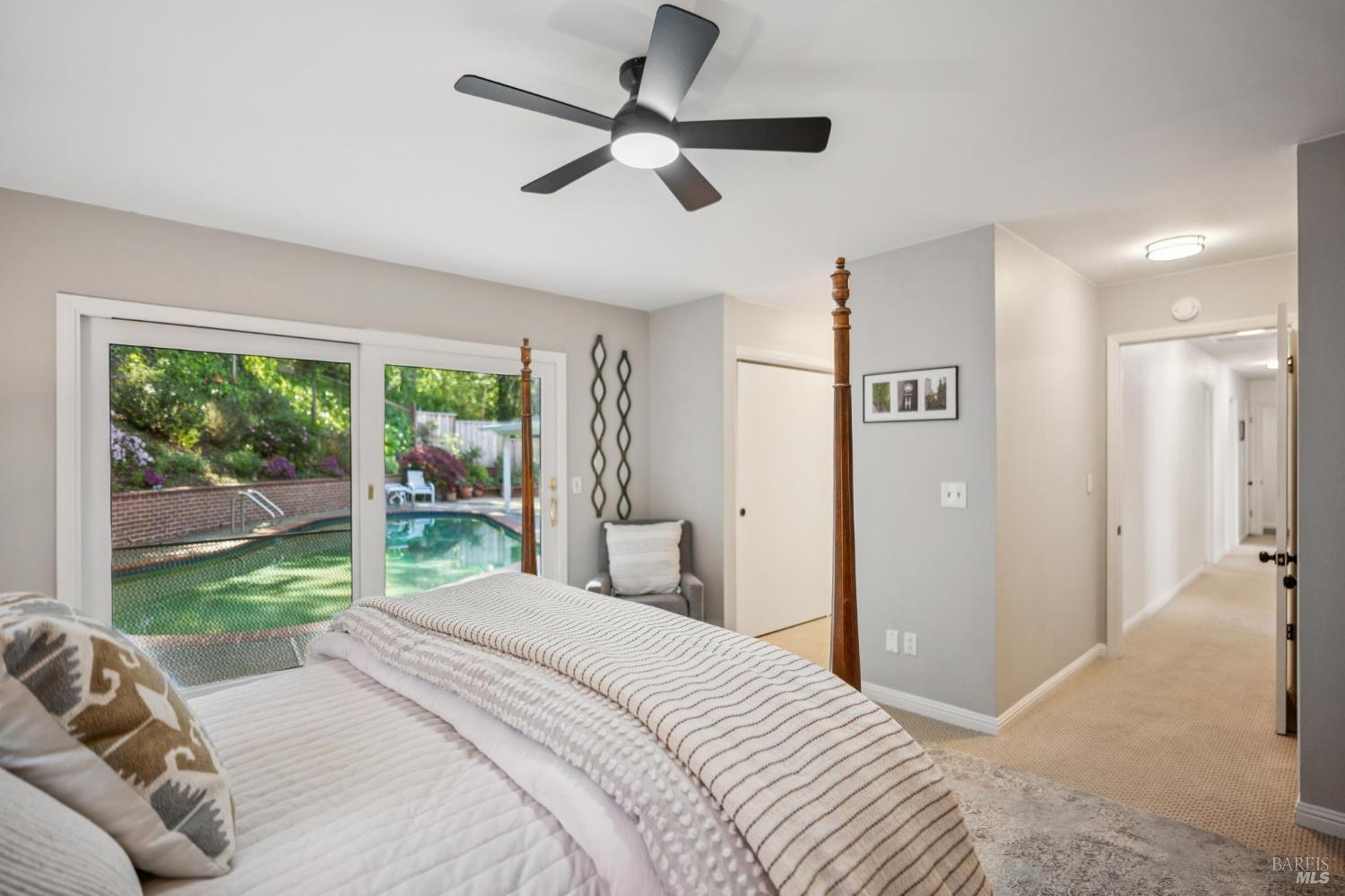 Detail Gallery Image 27 of 48 For 497 Fairway Dr, Novato,  CA 94949 - 4 Beds | 2 Baths