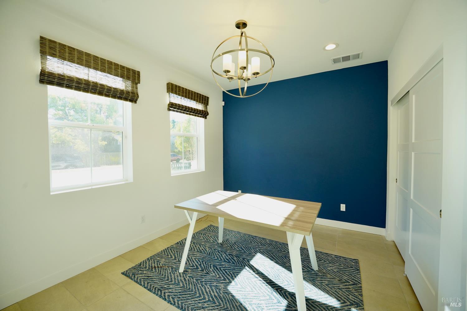 Detail Gallery Image 28 of 28 For 106 Rockview Rd, Novato,  CA 94949 - 3 Beds | 3/1 Baths