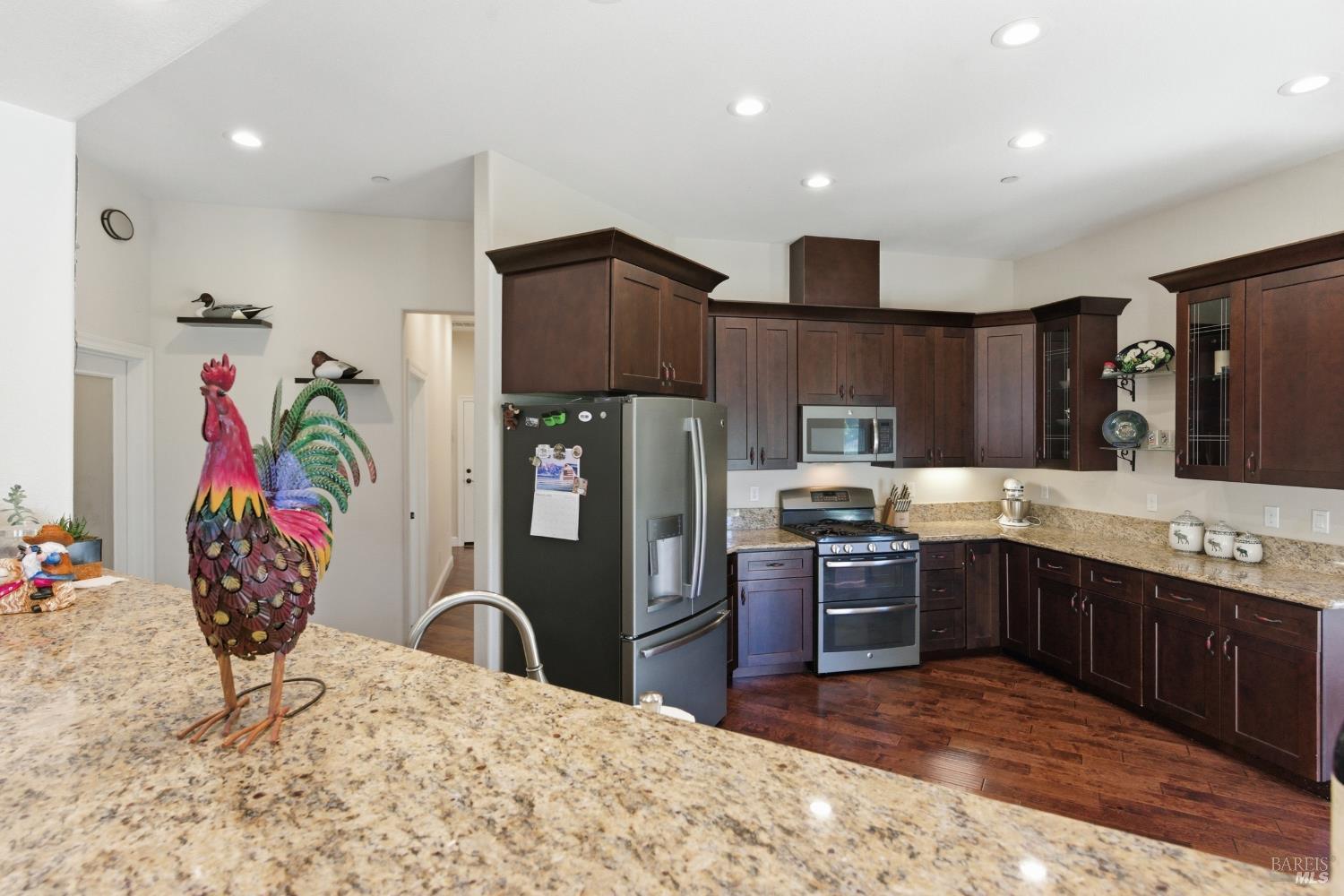 Detail Gallery Image 12 of 46 For 7561 Pleasants Valley Rd, Vacaville,  CA 95688 - 4 Beds | 2/1 Baths