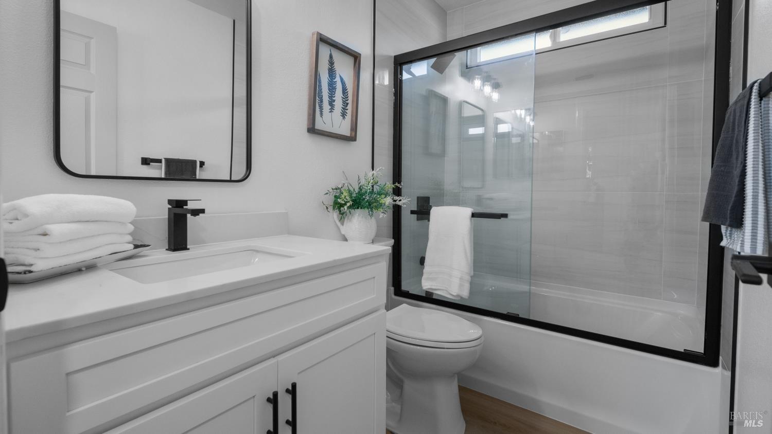 Detail Gallery Image 21 of 30 For 873 Knights Cir, Vallejo,  CA 94591 - 3 Beds | 2/1 Baths