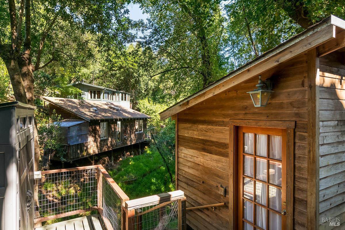 Detail Gallery Image 4 of 62 For 68 Wreden Ave, Fairfax,  CA 94930 - 2 Beds | 2 Baths