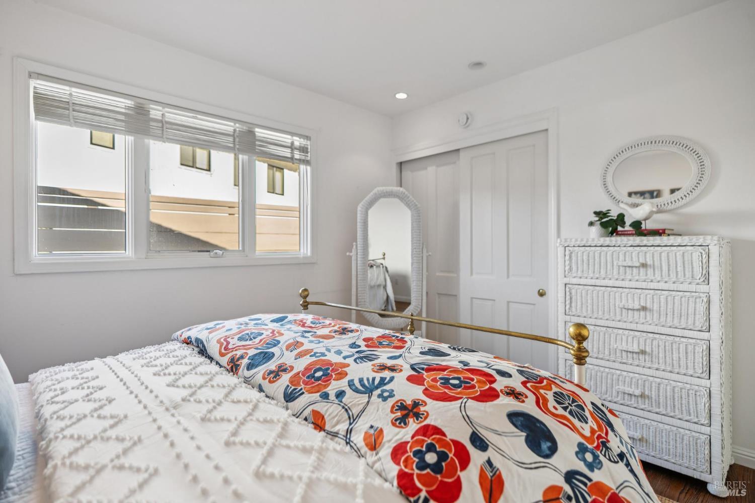 Detail Gallery Image 34 of 48 For 497 Fairway Dr, Novato,  CA 94949 - 4 Beds | 2 Baths