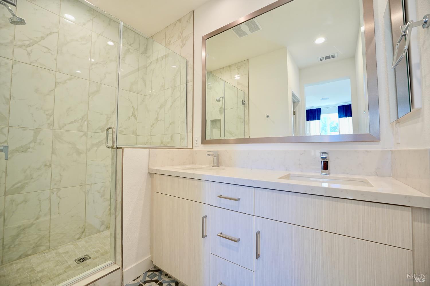 Detail Gallery Image 26 of 28 For 106 Rockview Rd, Novato,  CA 94949 - 3 Beds | 3/1 Baths