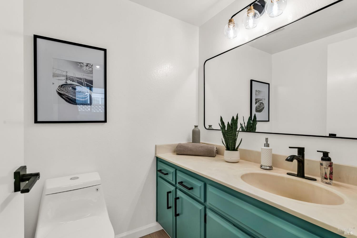 Detail Gallery Image 22 of 58 For 508 San Marin Dr, Novato,  CA 94945 - 4 Beds | 2/1 Baths