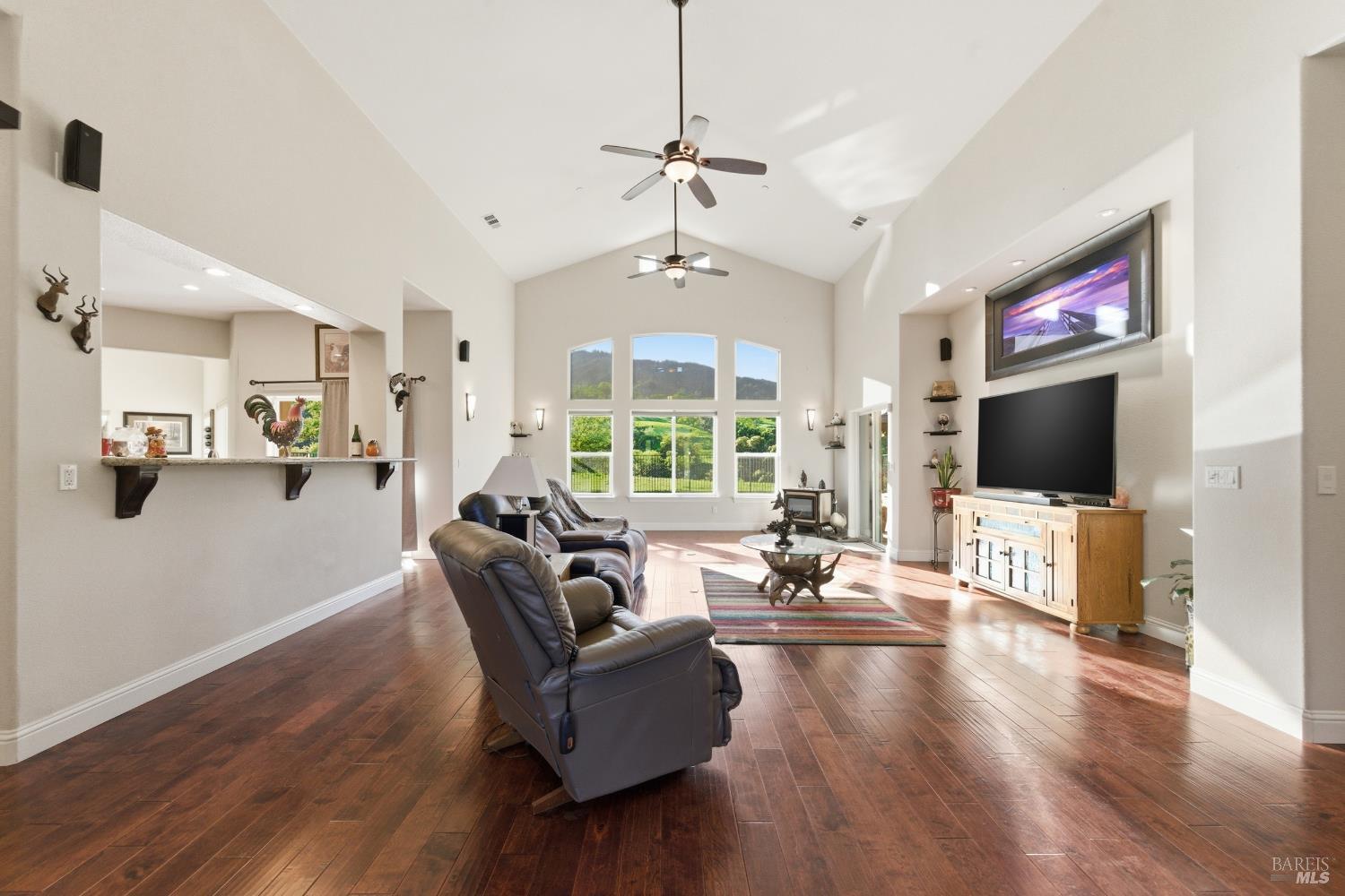 Detail Gallery Image 7 of 46 For 7561 Pleasants Valley Rd, Vacaville,  CA 95688 - 4 Beds | 2/1 Baths