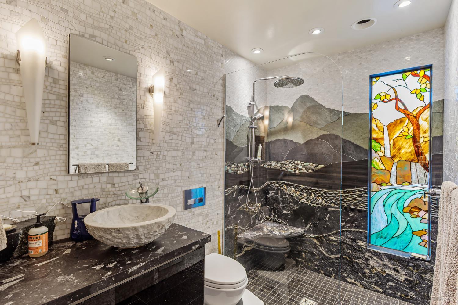 Detail Gallery Image 10 of 27 For 244 Manor Dr, Mill Valley,  CA 94941 - 3 Beds | 2 Baths