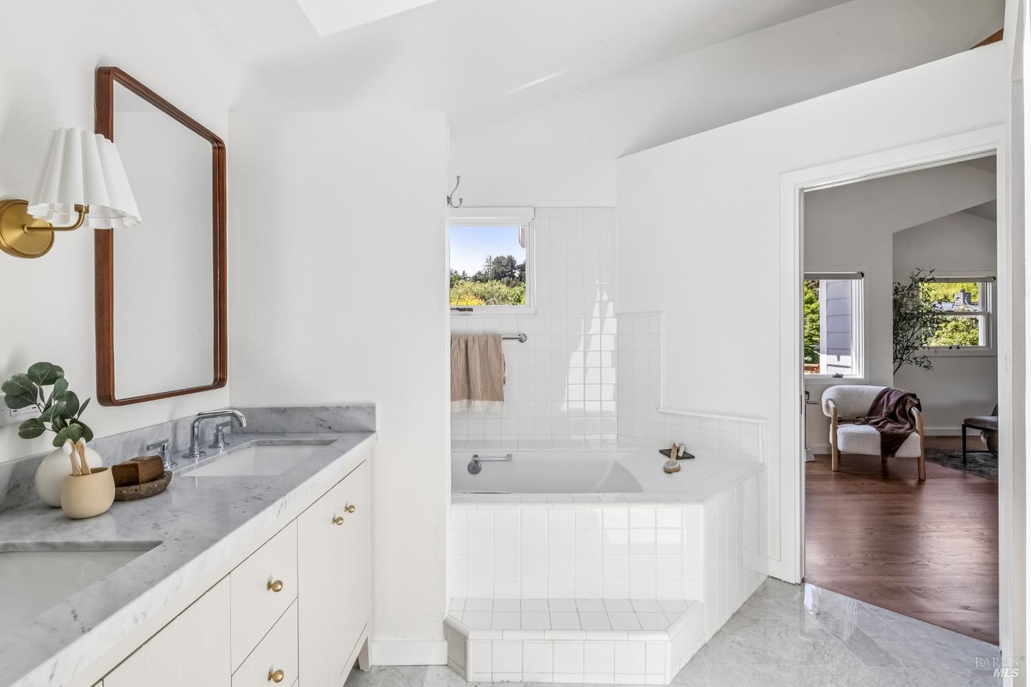 Detail Gallery Image 29 of 39 For 44 Catalpa Ave, Mill Valley,  CA 94941 - 3 Beds | 2 Baths