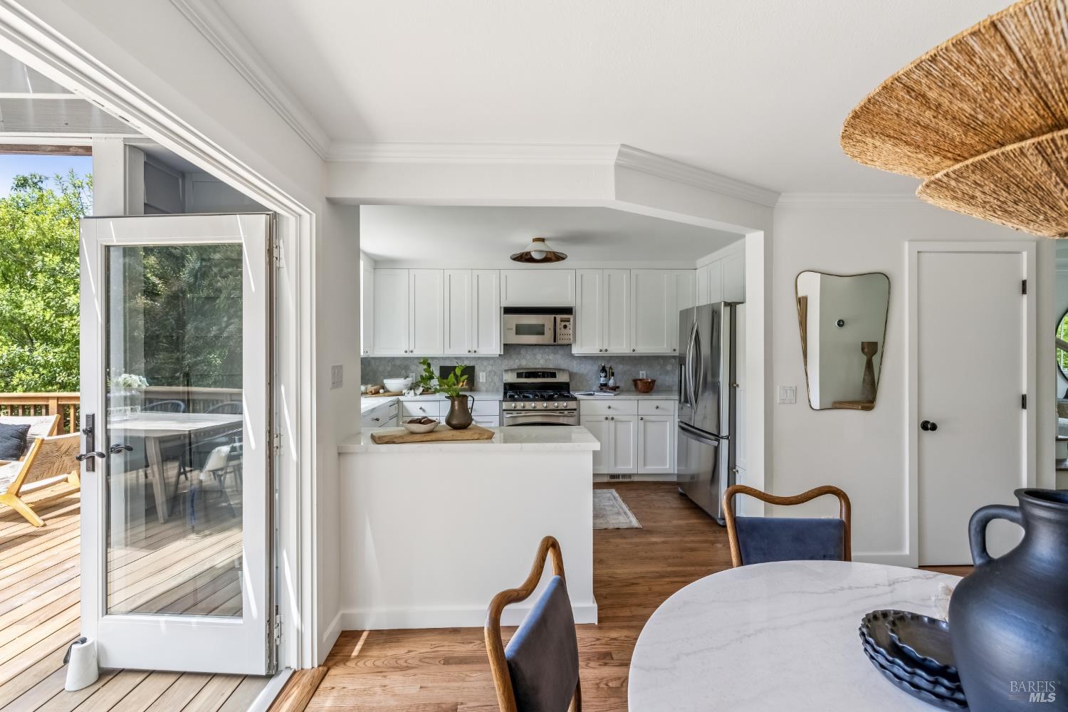 Detail Gallery Image 16 of 39 For 44 Catalpa Ave, Mill Valley,  CA 94941 - 3 Beds | 2 Baths