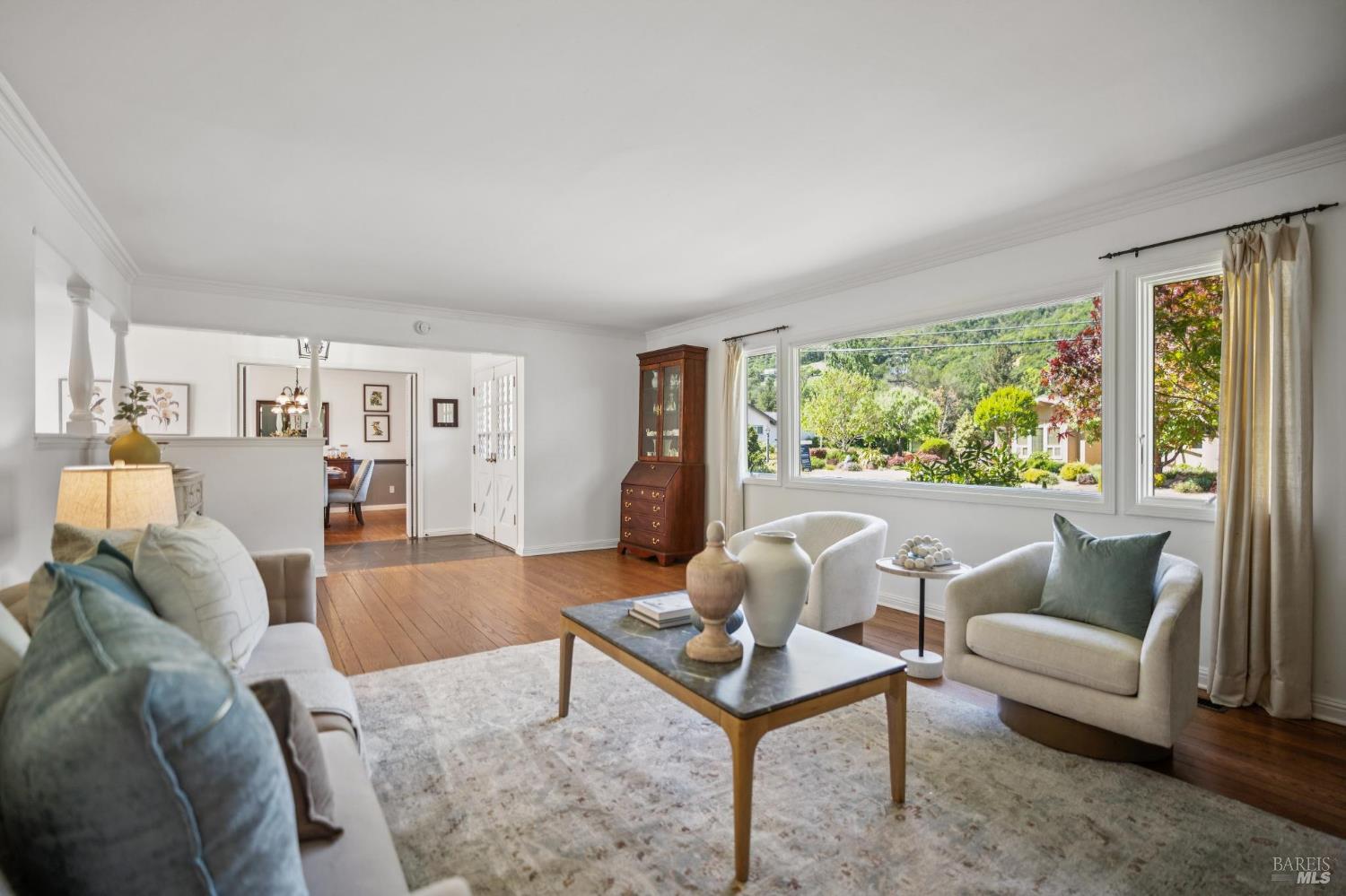 Detail Gallery Image 13 of 48 For 497 Fairway Dr, Novato,  CA 94949 - 4 Beds | 2 Baths