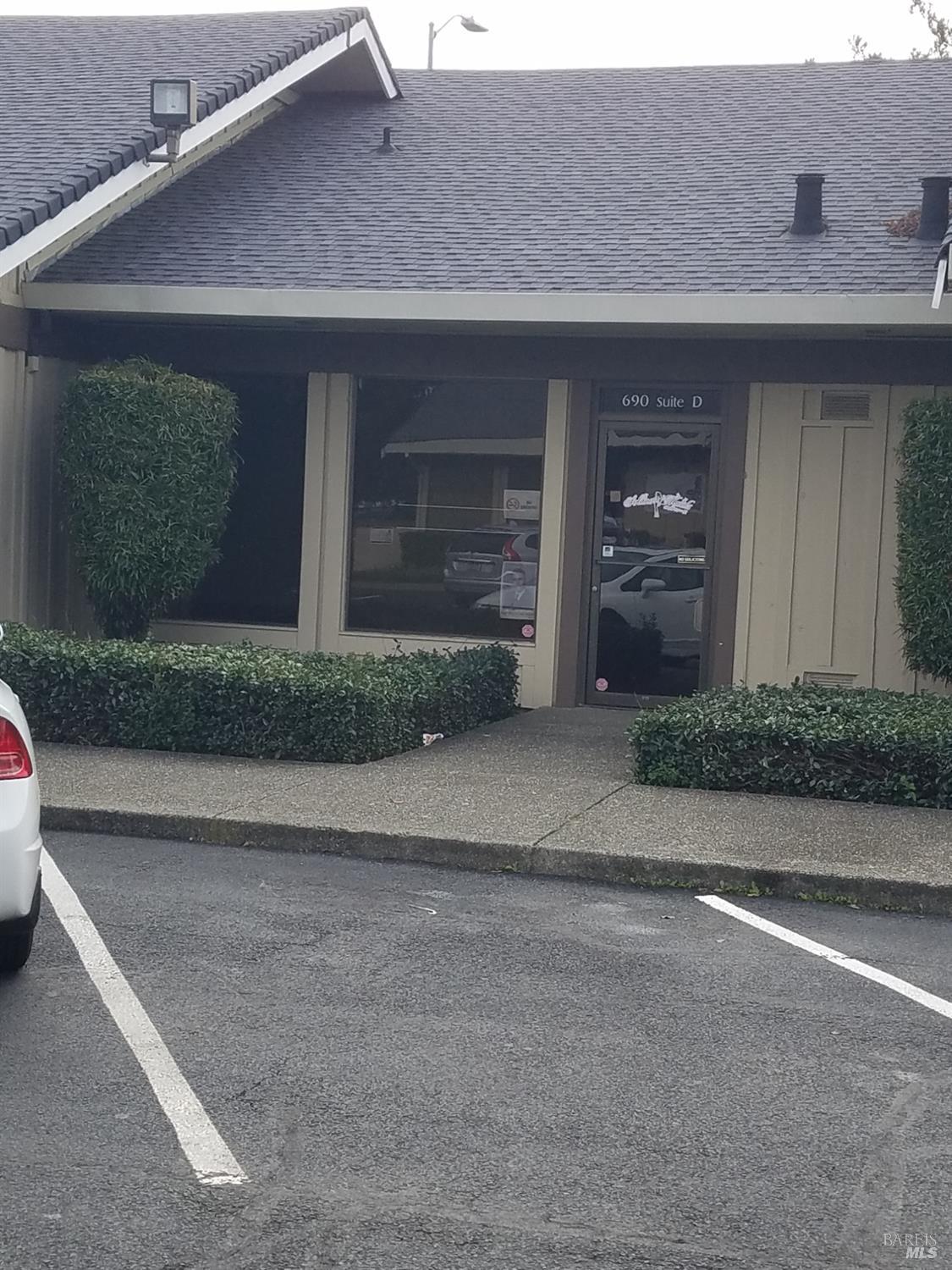 Detail Gallery Image 5 of 28 For 690 E Tabor Ave, Fairfield,  CA 94533 - – Beds | – Baths