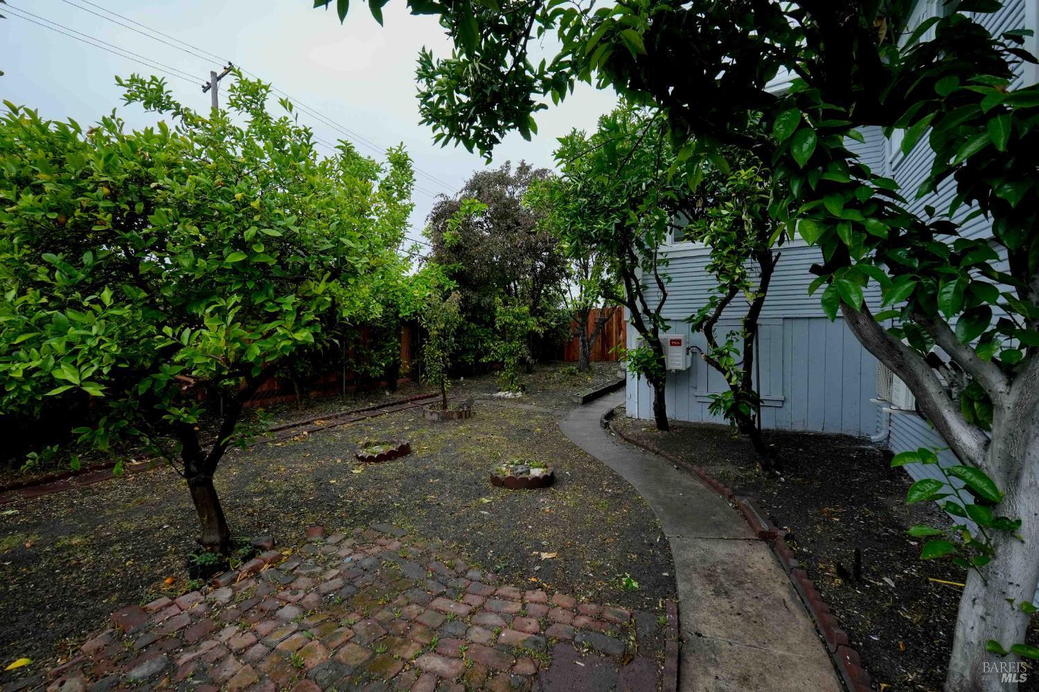 Detail Gallery Image 6 of 46 For 700 Springs Rd, Vallejo,  CA 94590 - 2 Beds | 1 Baths