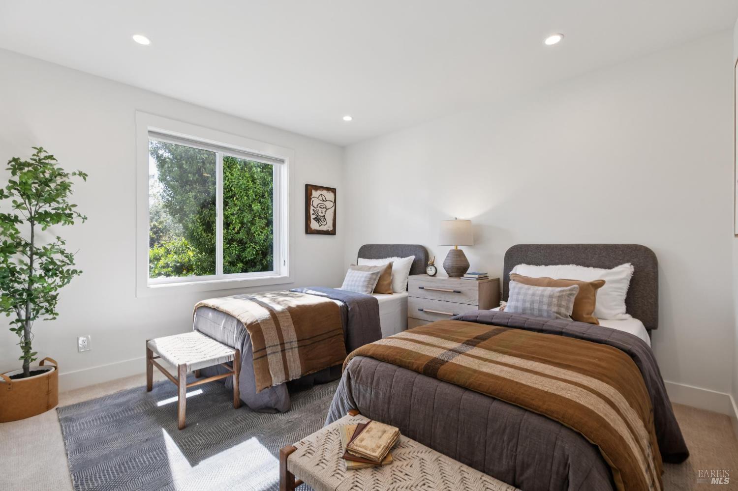 Detail Gallery Image 36 of 42 For 31 Alvarado Ave, Mill Valley,  CA 94941 - 4 Beds | 3 Baths