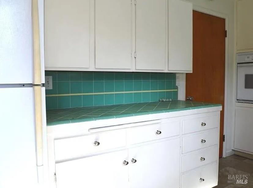 Detail Gallery Image 10 of 13 For 11 Chestnut Ave, San Rafael,  CA 94901 - – Beds | – Baths