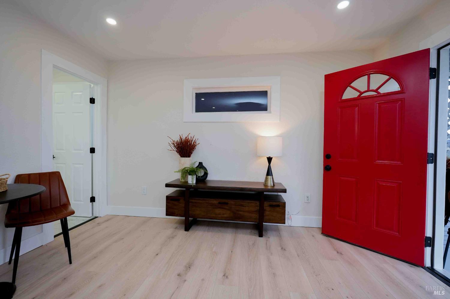 Detail Gallery Image 15 of 46 For 700 Springs Rd, Vallejo,  CA 94590 - 2 Beds | 1 Baths