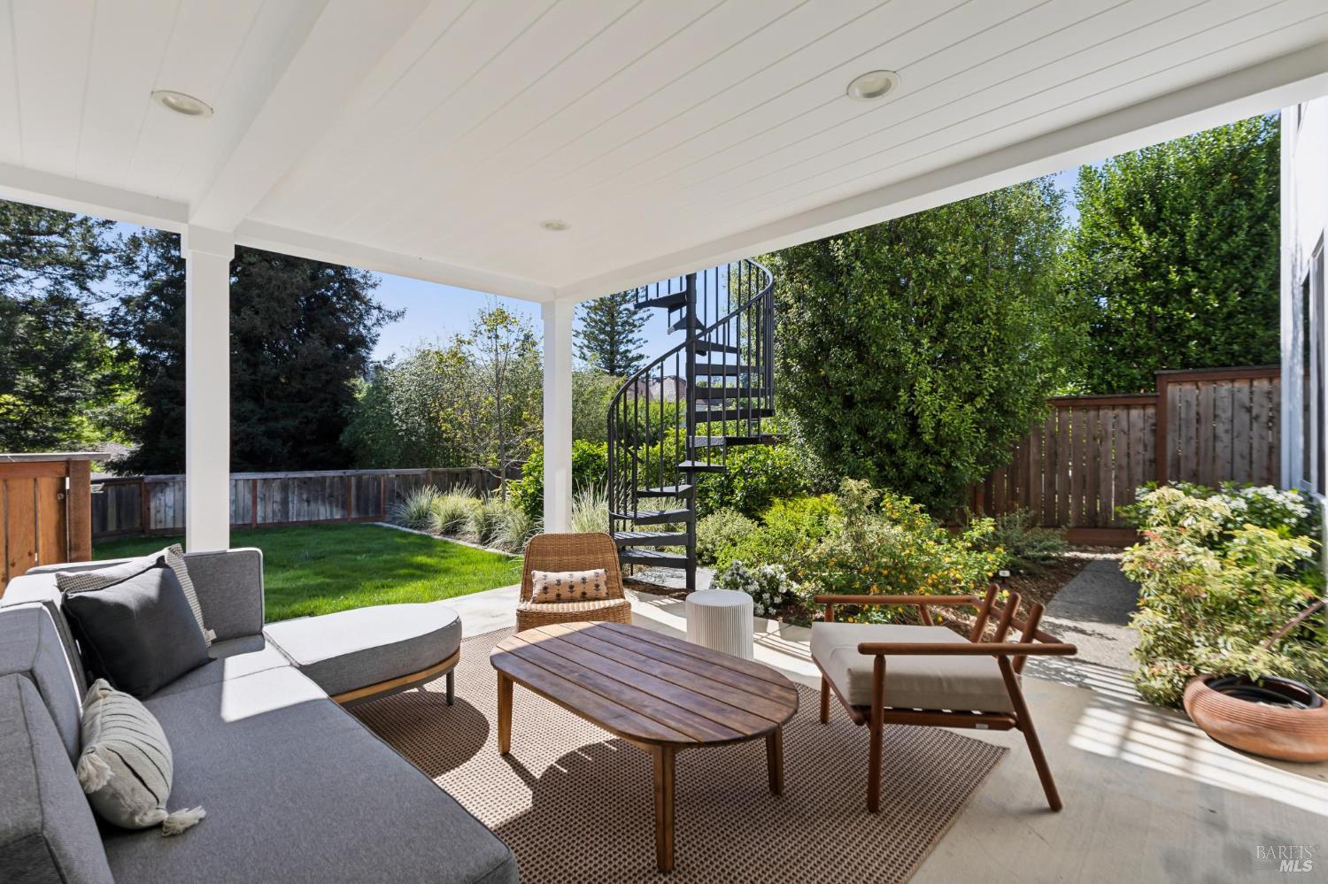 Detail Gallery Image 37 of 42 For 31 Alvarado Ave, Mill Valley,  CA 94941 - 4 Beds | 3 Baths