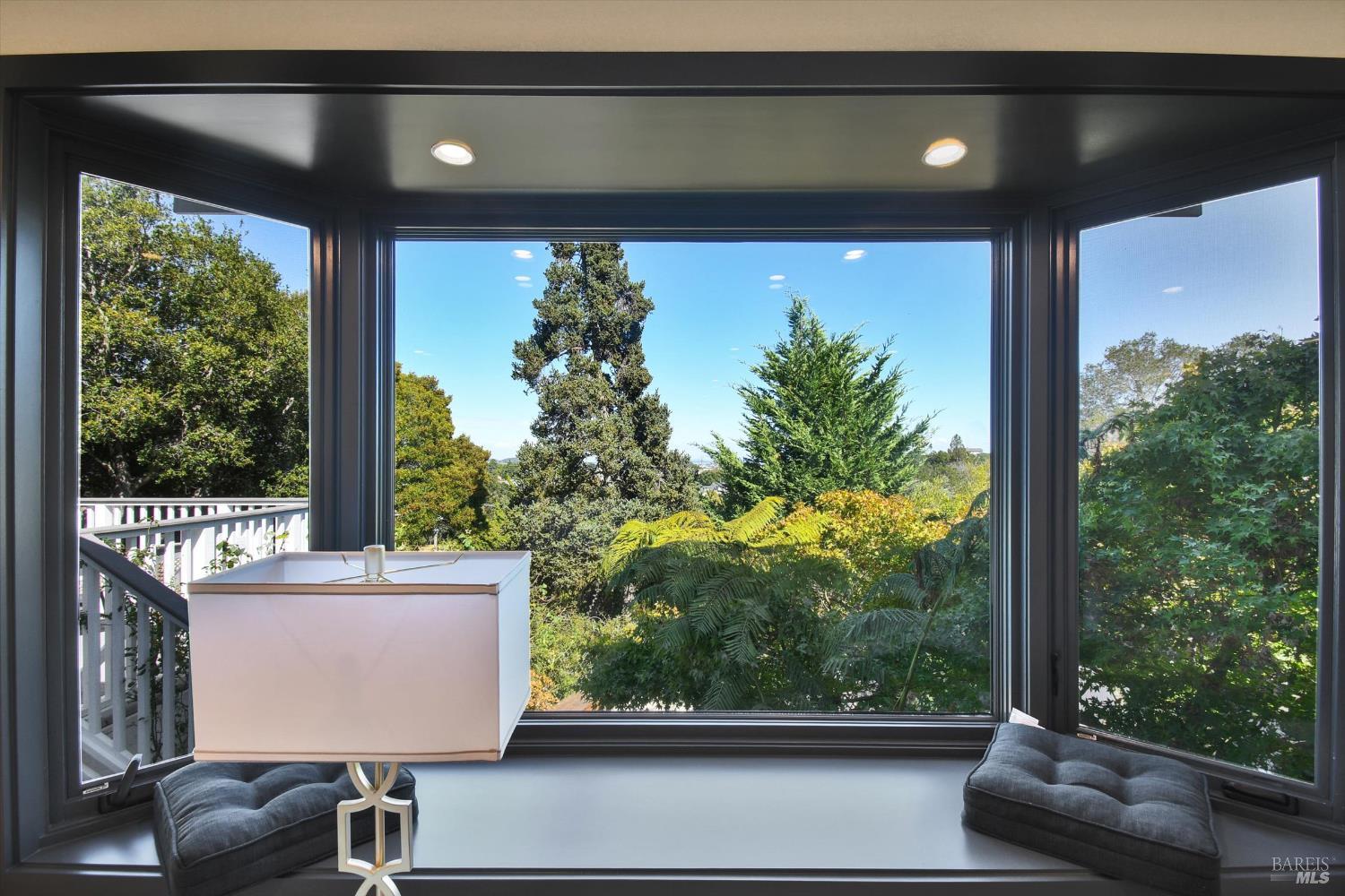 Detail Gallery Image 10 of 40 For 148 Auburn St, San Rafael,  CA 94901 - – Beds | – Baths