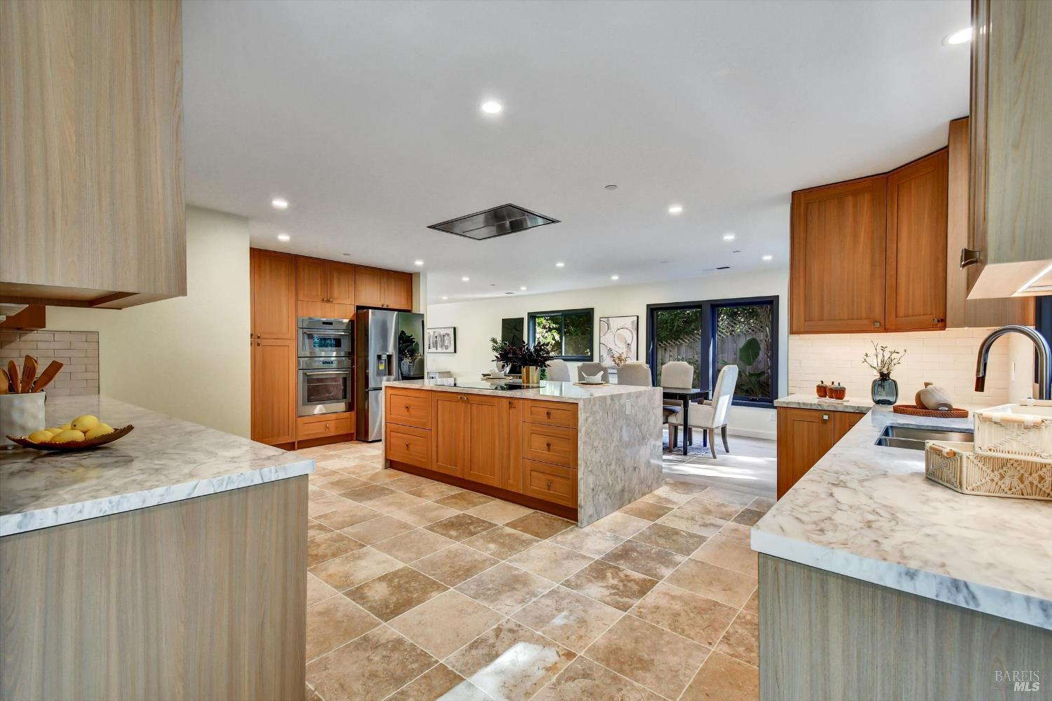 Detail Gallery Image 3 of 40 For 148 Auburn St, San Rafael,  CA 94901 - – Beds | – Baths