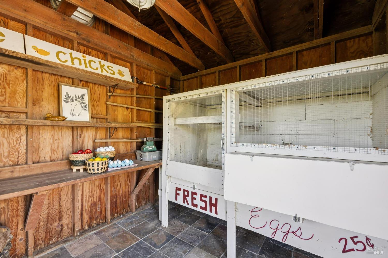 Detail Gallery Image 70 of 88 For 43 Oak Valley Dr, Novato,  CA 94947 - 5 Beds | 3 Baths