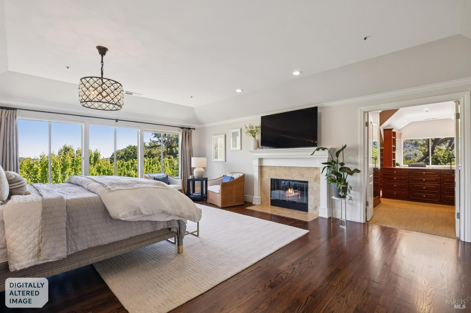 Detail Gallery Image 15 of 88 For 43 Oak Valley Dr, Novato,  CA 94947 - 5 Beds | 3 Baths