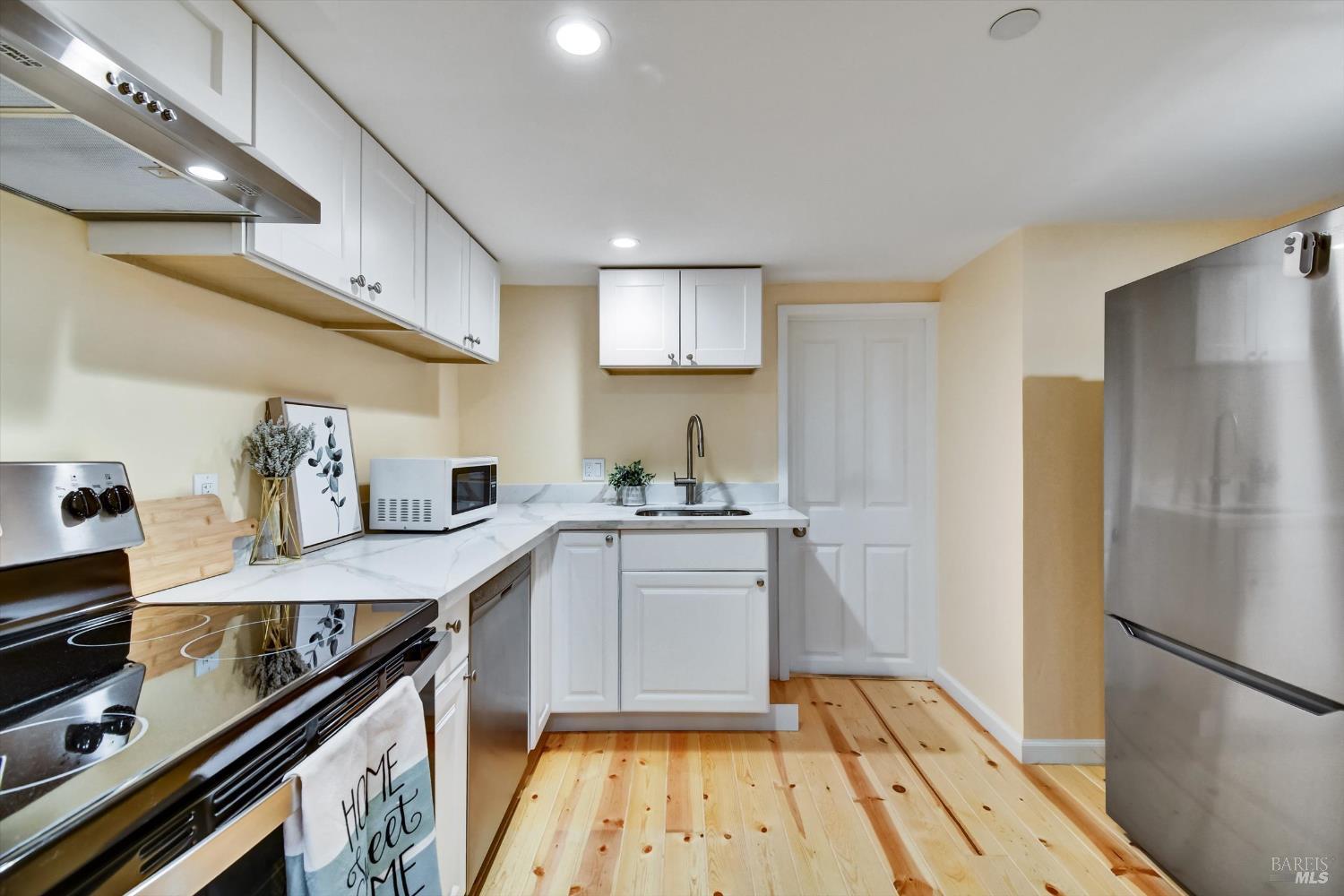 Detail Gallery Image 37 of 40 For 148 Auburn St, San Rafael,  CA 94901 - – Beds | – Baths