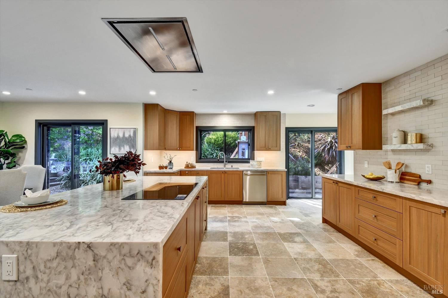 Front Image Thumbnail for BA326027468