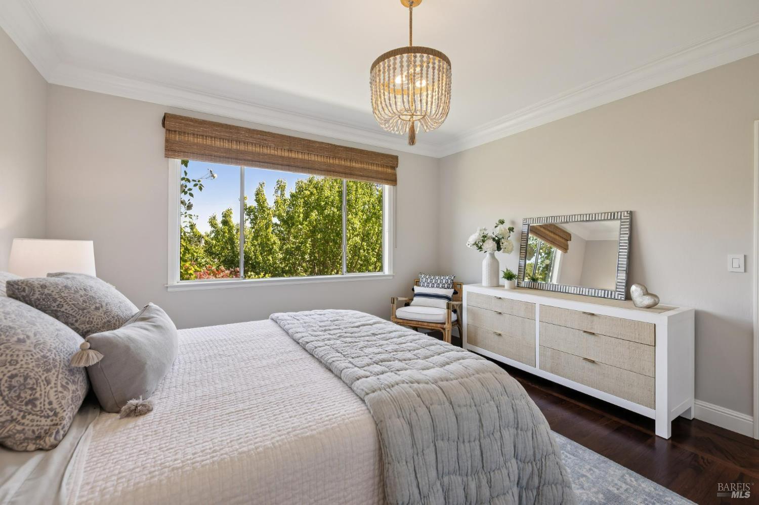 Detail Gallery Image 57 of 88 For 43 Oak Valley Dr, Novato,  CA 94947 - 5 Beds | 3 Baths