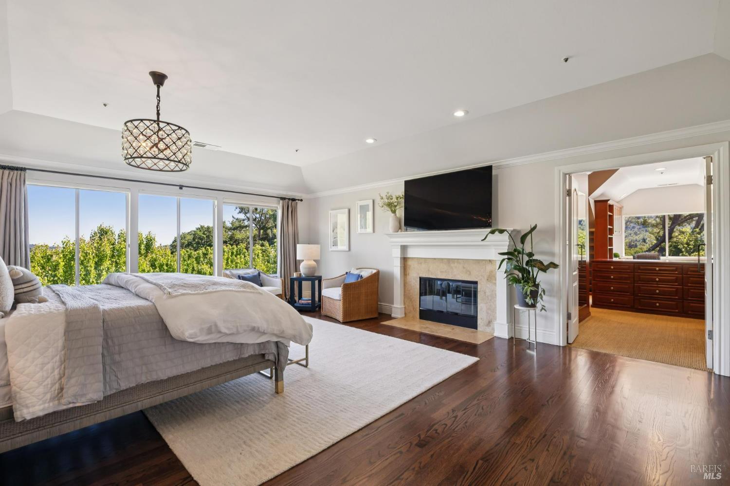 Detail Gallery Image 75 of 88 For 43 Oak Valley Dr, Novato,  CA 94947 - 5 Beds | 3 Baths