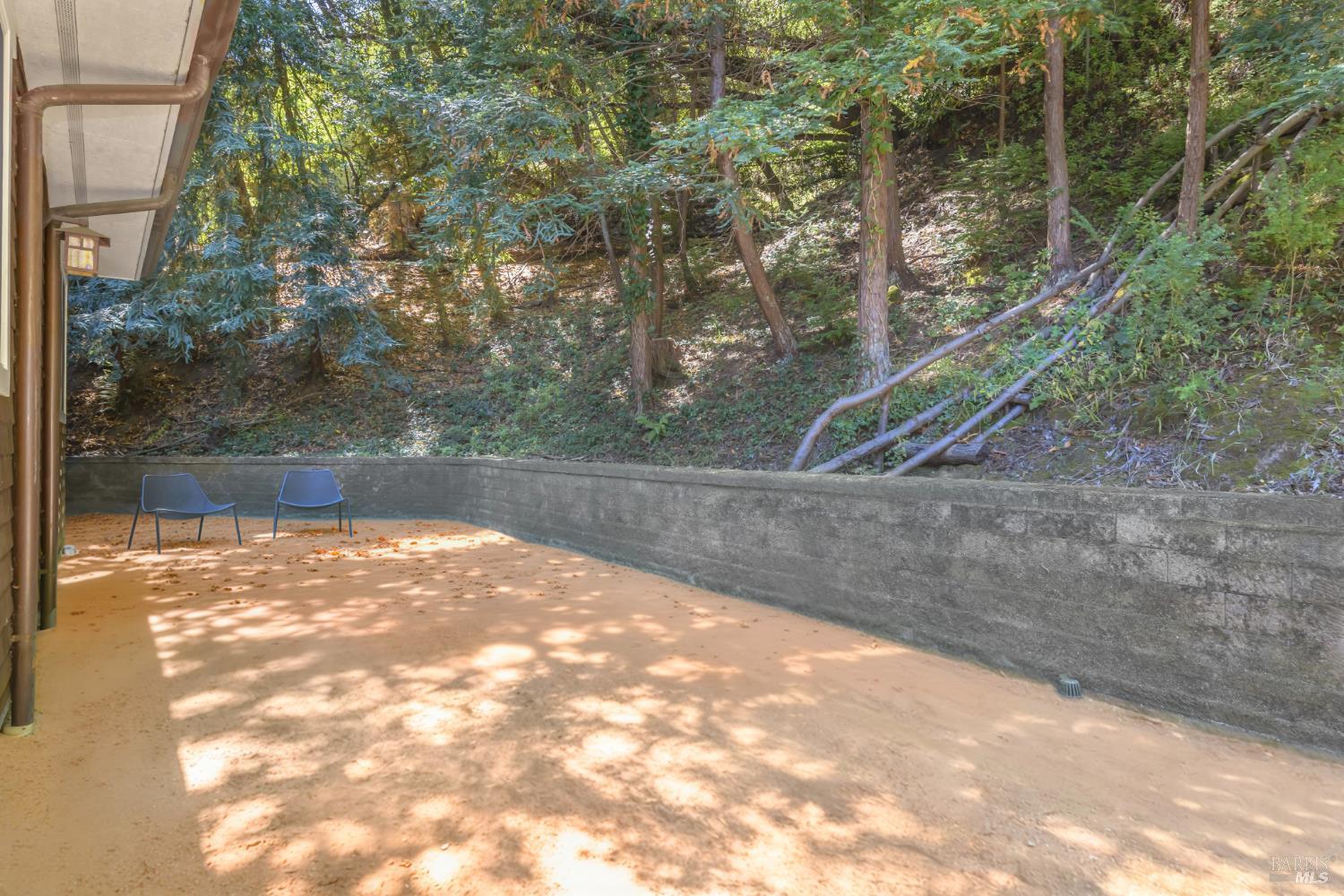 Detail Gallery Image 34 of 43 For 1065 Meadowsweet Dr, Corte Madera,  CA 94925 - 4 Beds | 3 Baths