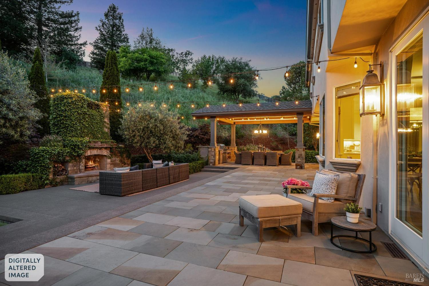 Detail Gallery Image 30 of 88 For 43 Oak Valley Dr, Novato,  CA 94947 - 5 Beds | 3 Baths