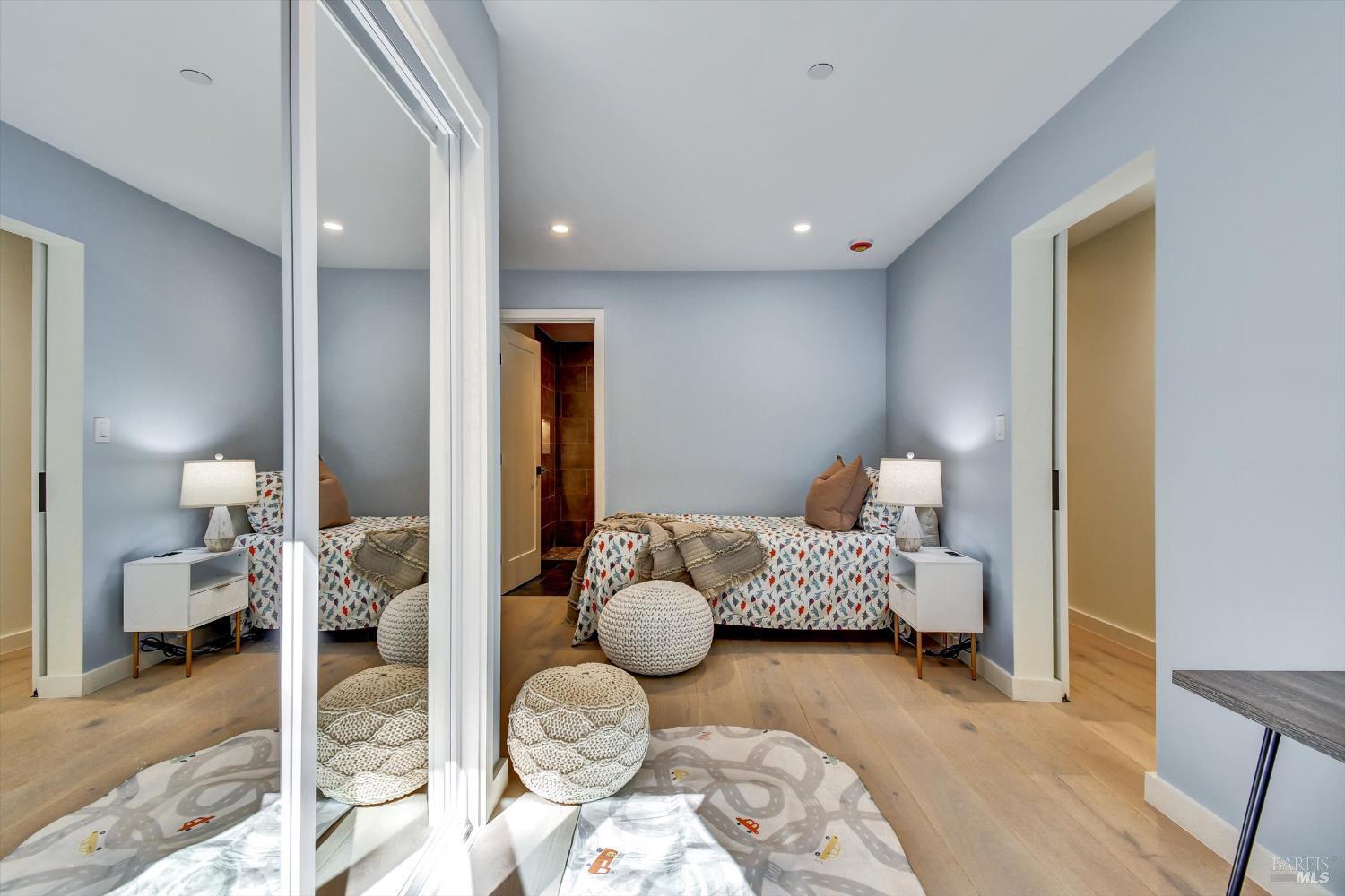 Detail Gallery Image 17 of 40 For 148 Auburn St, San Rafael,  CA 94901 - – Beds | – Baths