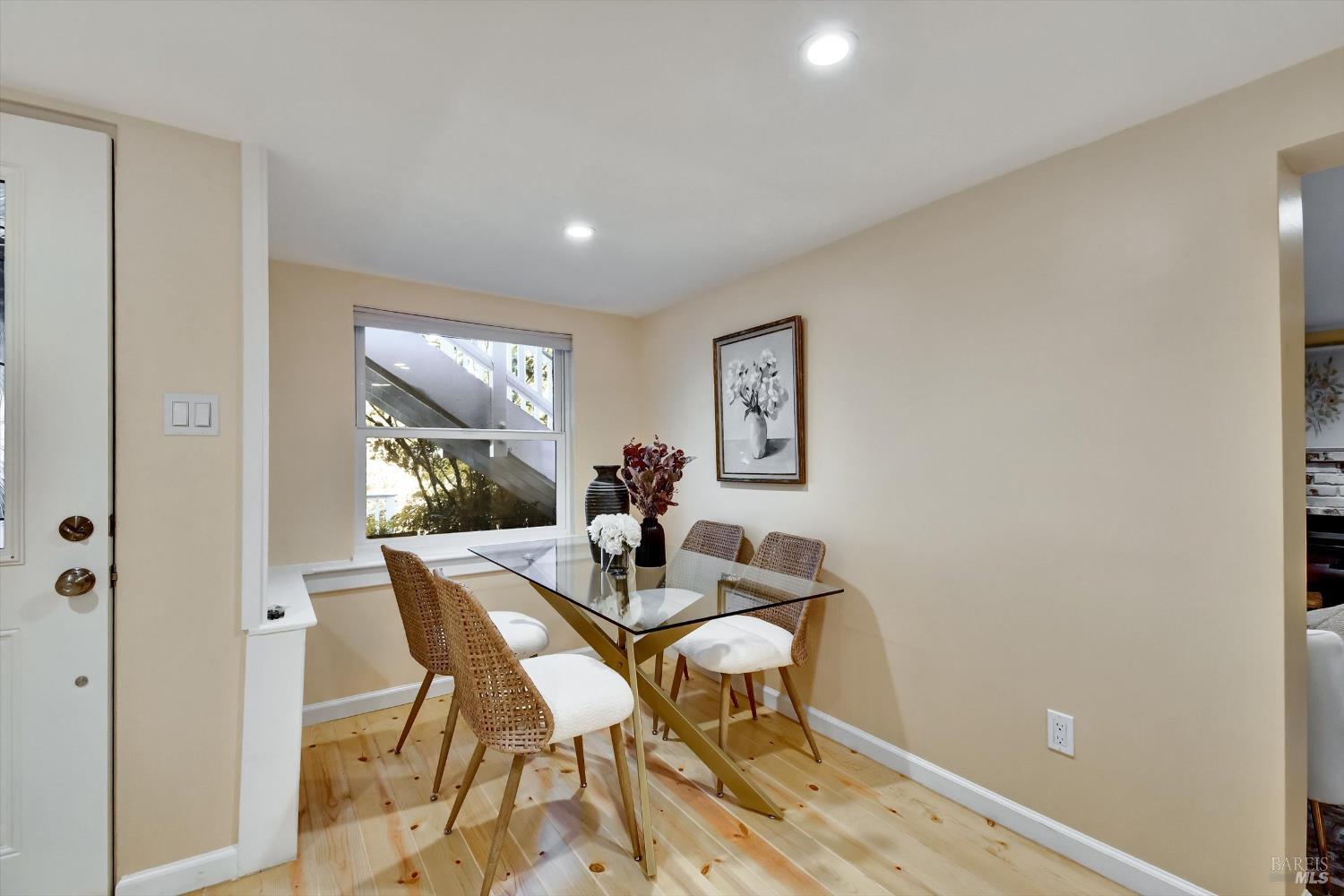 Detail Gallery Image 32 of 40 For 148 Auburn St, San Rafael,  CA 94901 - – Beds | – Baths