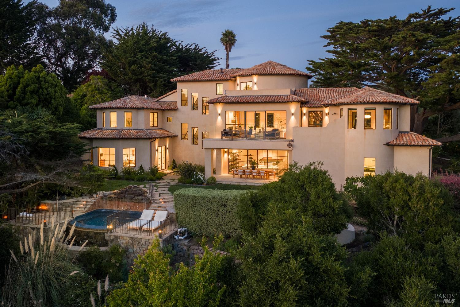 Detail Gallery Image 16 of 19 For 608 Seminary Dr, Mill Valley,  CA 94941 - 5 Beds | 4/2 Baths