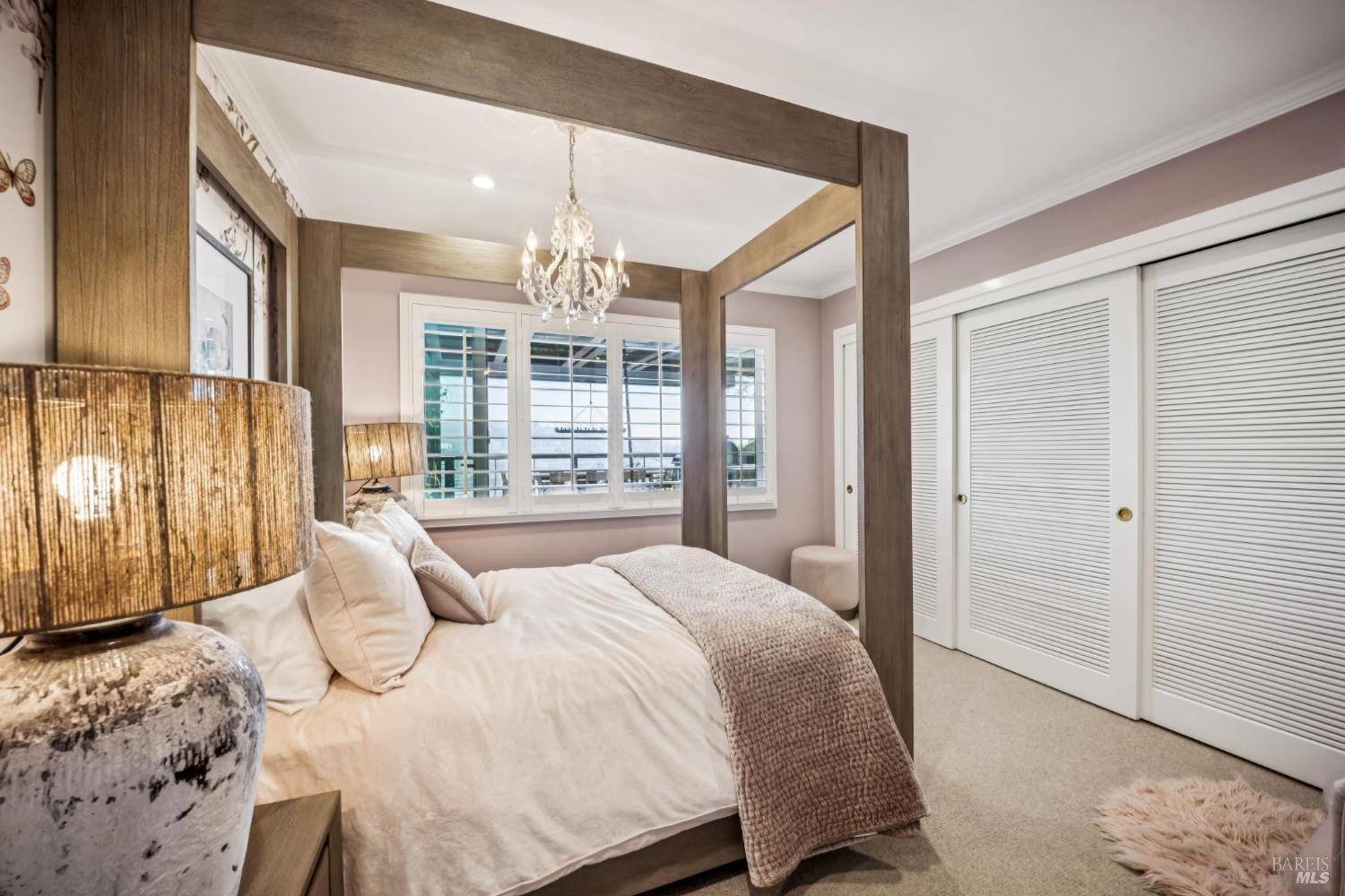 Detail Gallery Image 13 of 25 For 7 Britton Ave, Belvedere,  CA 94920 - 4 Beds | 2/1 Baths