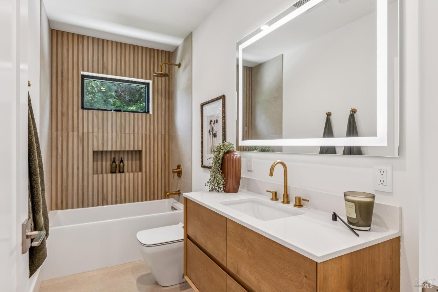 Detail Gallery Image 53 of 73 For 308 Marin Ave, Mill Valley,  CA 94941 - 4 Beds | 3/1 Baths