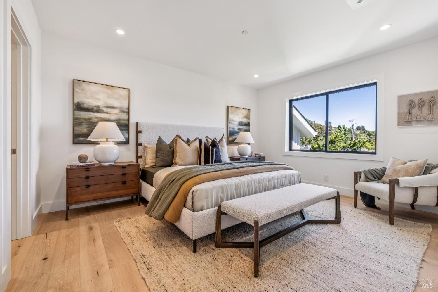 Detail Gallery Image 46 of 73 For 308 Marin Ave, Mill Valley,  CA 94941 - 4 Beds | 3/1 Baths