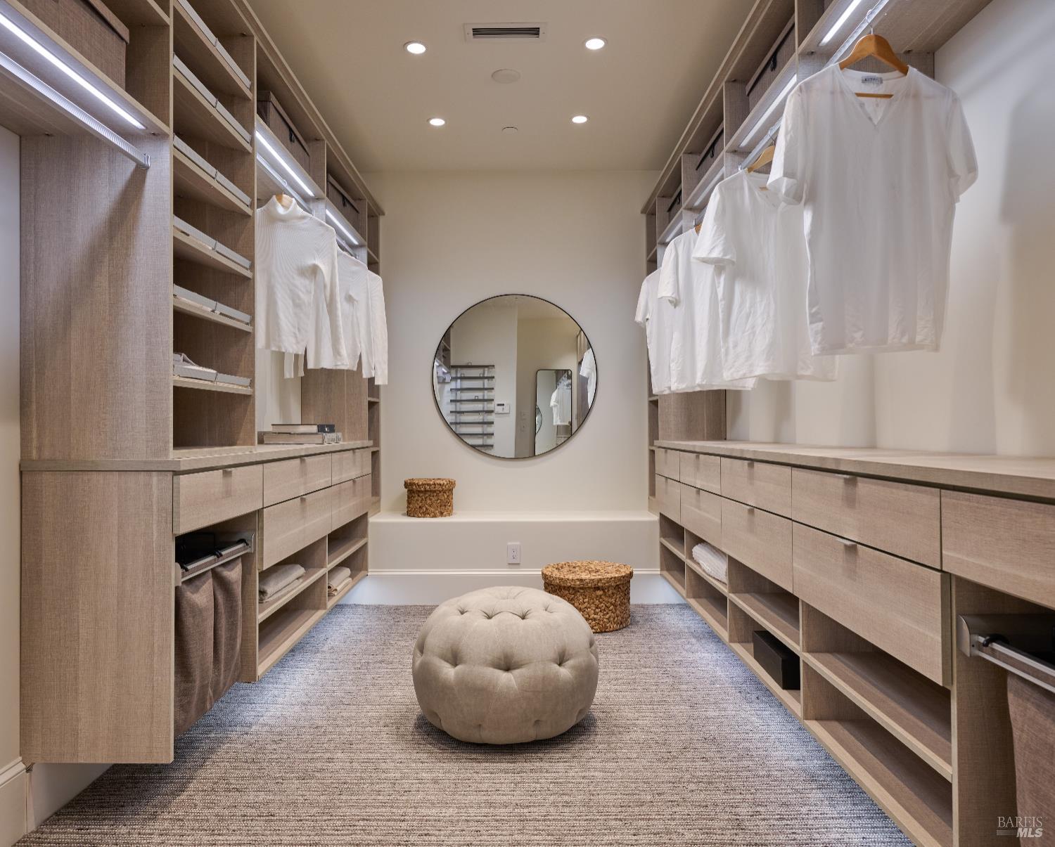 Detail Gallery Image 10 of 19 For 608 Seminary Dr, Mill Valley,  CA 94941 - 5 Beds | 4/2 Baths