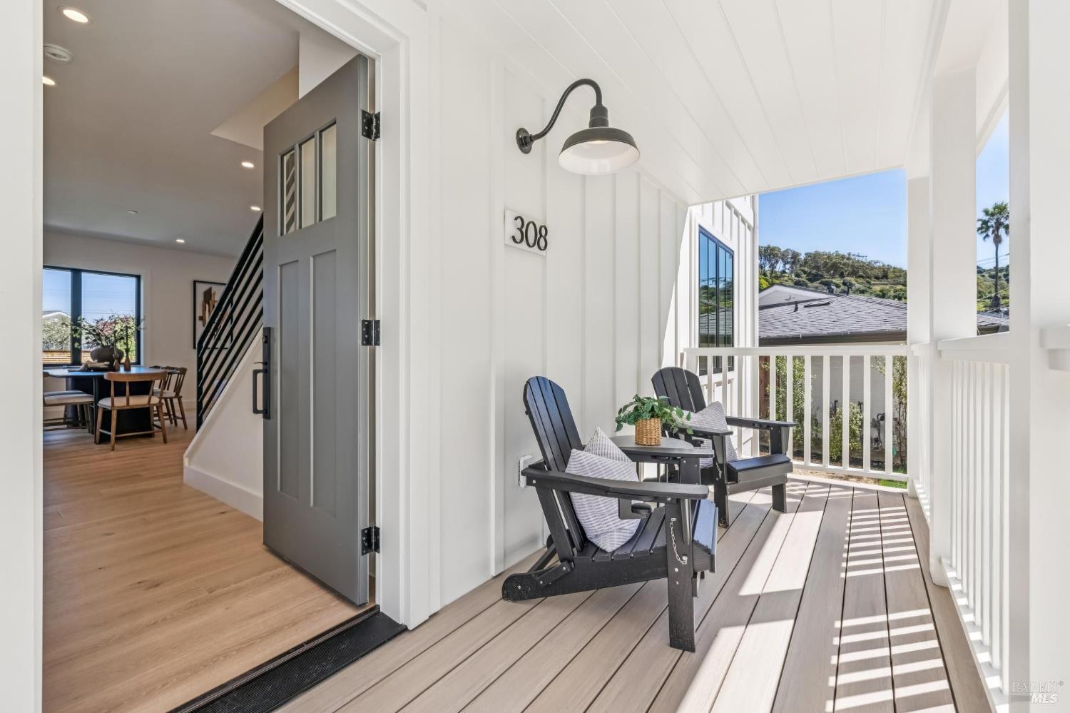 Detail Gallery Image 6 of 73 For 308 Marin Ave, Mill Valley,  CA 94941 - 4 Beds | 3/1 Baths