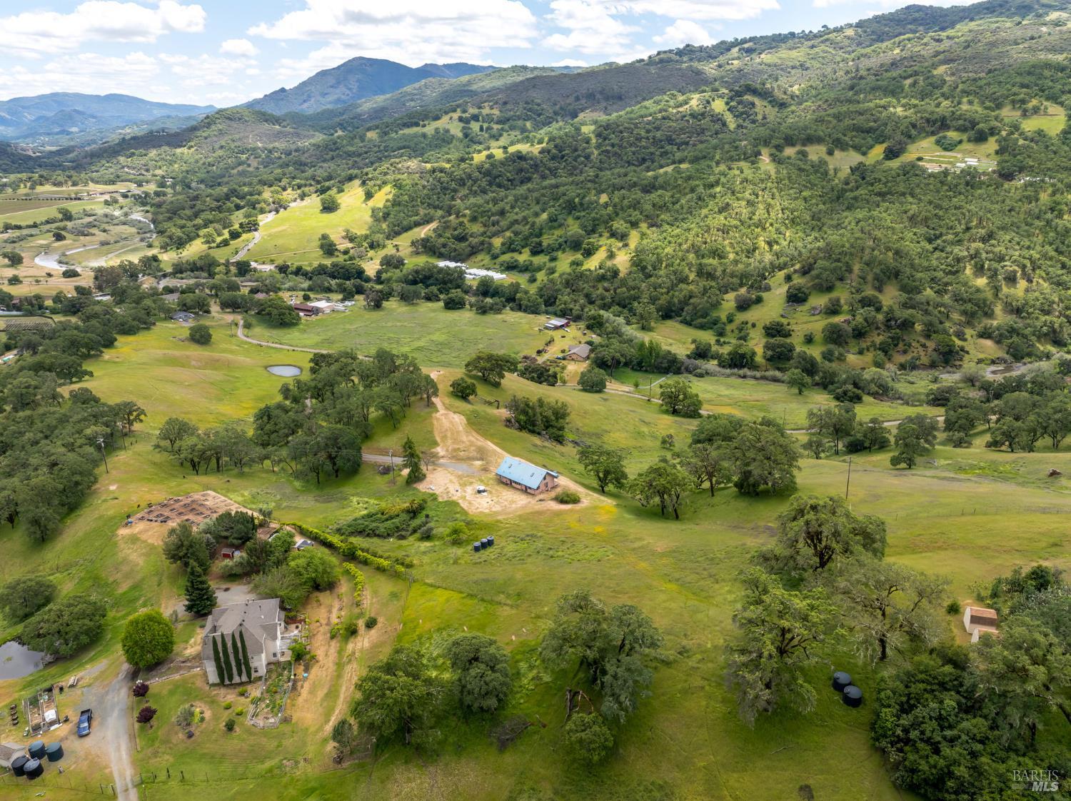 Detail Gallery Image 42 of 46 For 4610 Feliz Creek Rd, Hopland,  CA 95449 - 1 Beds | 1/1 Baths