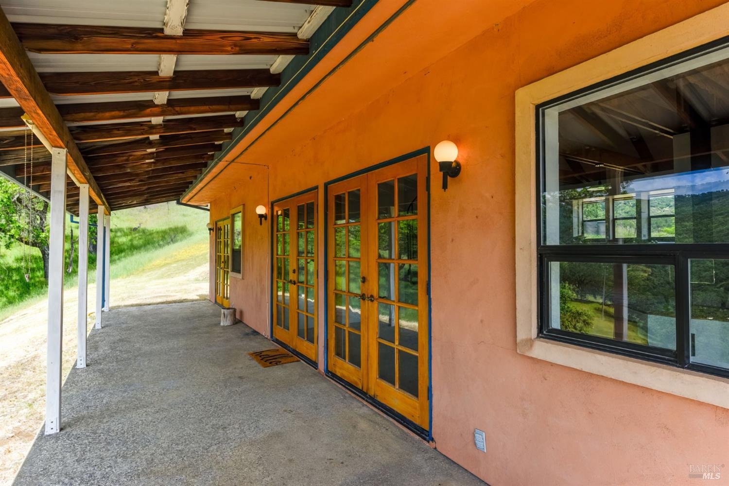 Detail Gallery Image 34 of 46 For 4610 Feliz Creek Rd, Hopland,  CA 95449 - 1 Beds | 1/1 Baths