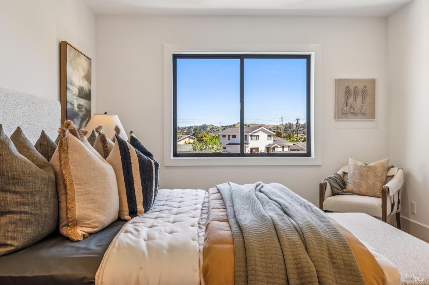 Detail Gallery Image 47 of 73 For 308 Marin Ave, Mill Valley,  CA 94941 - 4 Beds | 3/1 Baths