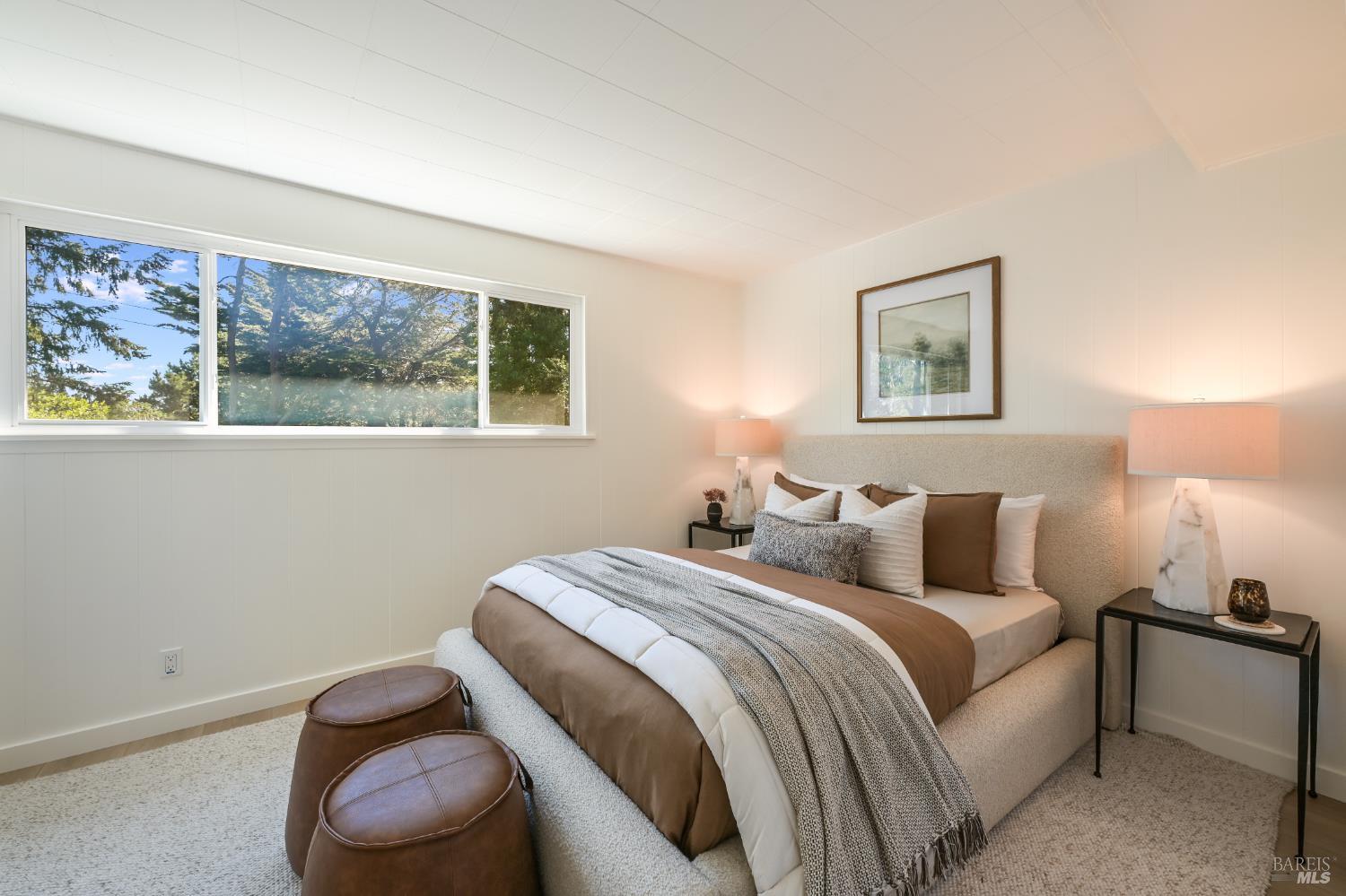 Detail Gallery Image 32 of 47 For 195 Edgewood Ave, Mill Valley,  CA 94941 - 4 Beds | 3 Baths