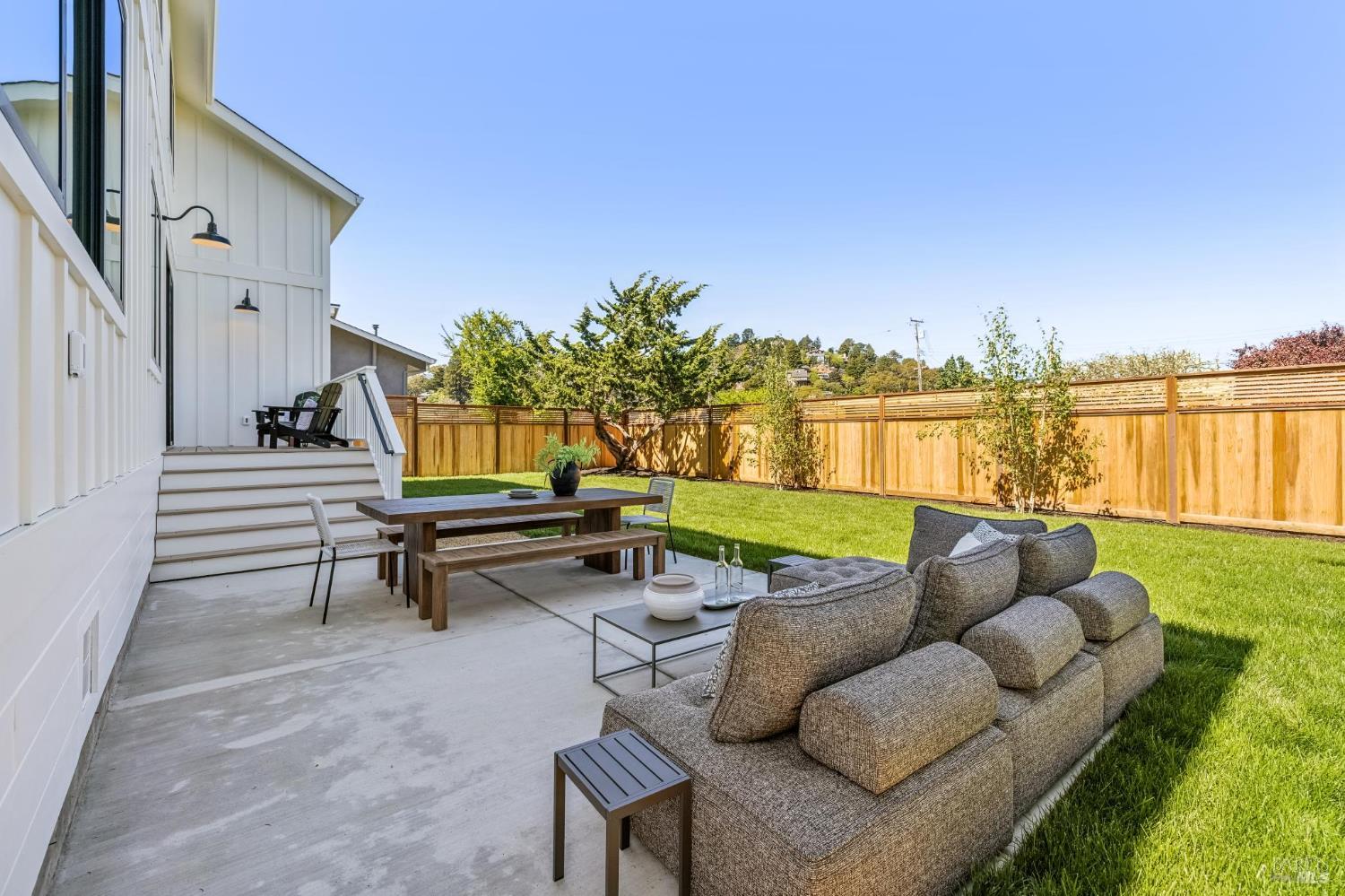 Detail Gallery Image 30 of 73 For 308 Marin Ave, Mill Valley,  CA 94941 - 4 Beds | 3/1 Baths