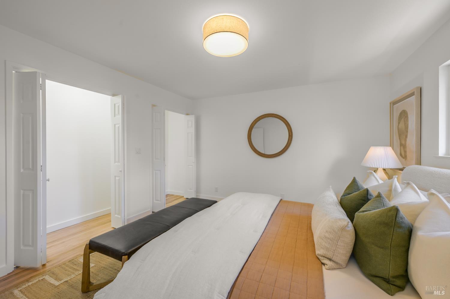 Detail Gallery Image 15 of 47 For 195 Edgewood Ave, Mill Valley,  CA 94941 - 4 Beds | 3 Baths